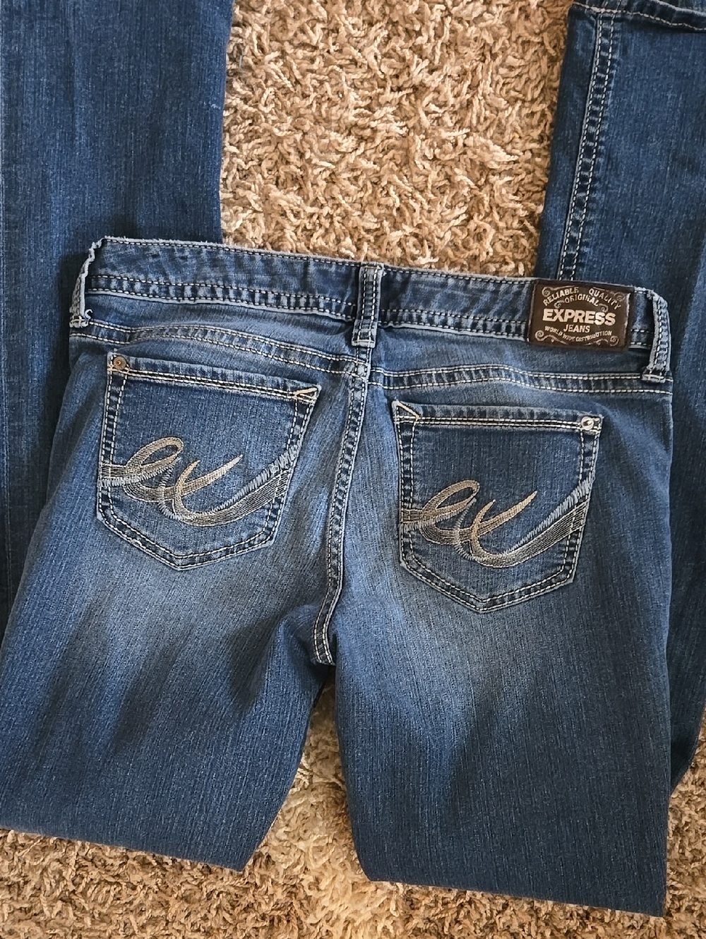Express Barely Boot Stella Low Rise Stretch Jeans - Picture 5 of 9